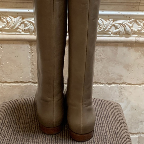 Céline taupe leather riding boots - Picture 4 of 13
